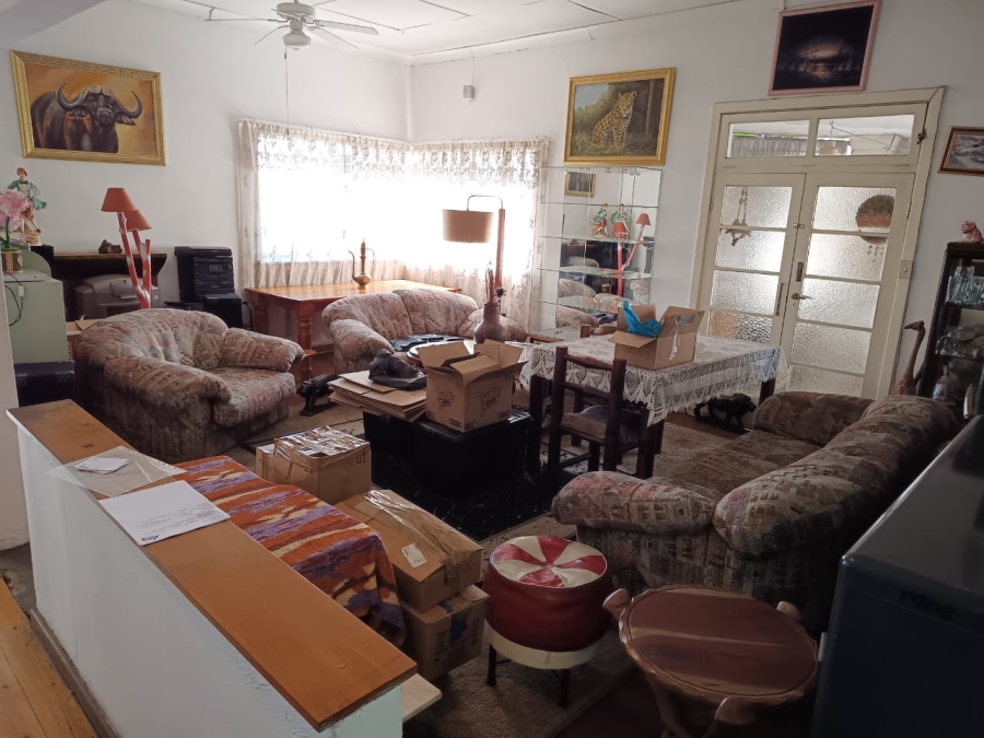 5 Bedroom Property for Sale in Turf Club Gauteng