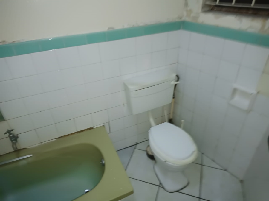 5 Bedroom Property for Sale in Turf Club Gauteng