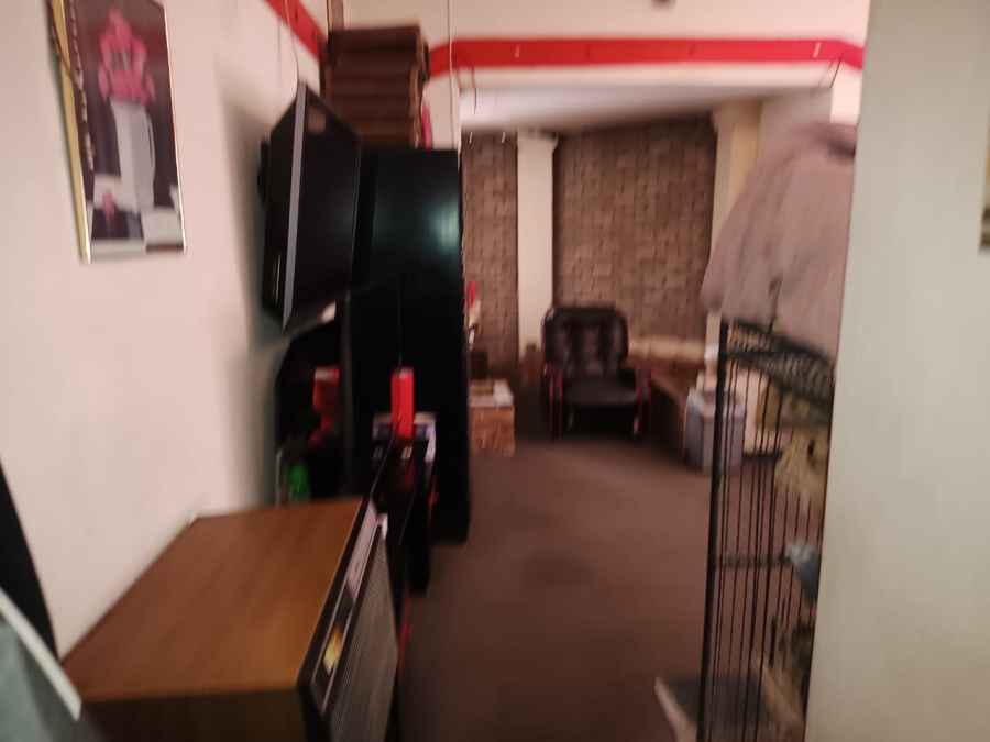 5 Bedroom Property for Sale in Turf Club Gauteng