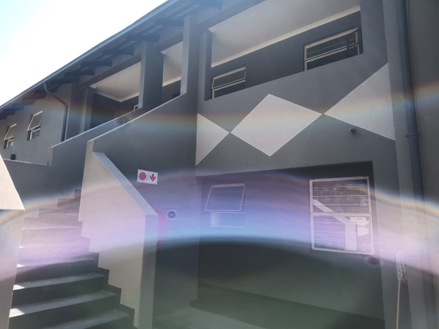 2 Bedroom Property for Sale in Ridgeway Gauteng