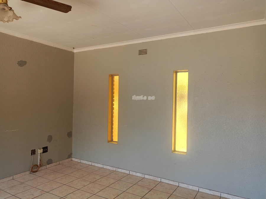 3 Bedroom Property for Sale in Falcon Ridge Gauteng