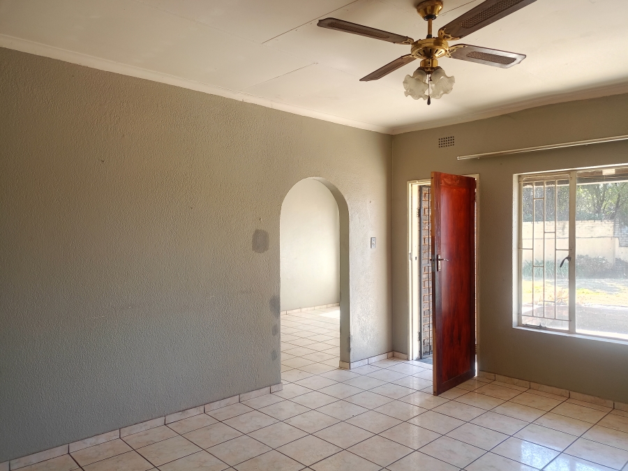 3 Bedroom Property for Sale in Falcon Ridge Gauteng