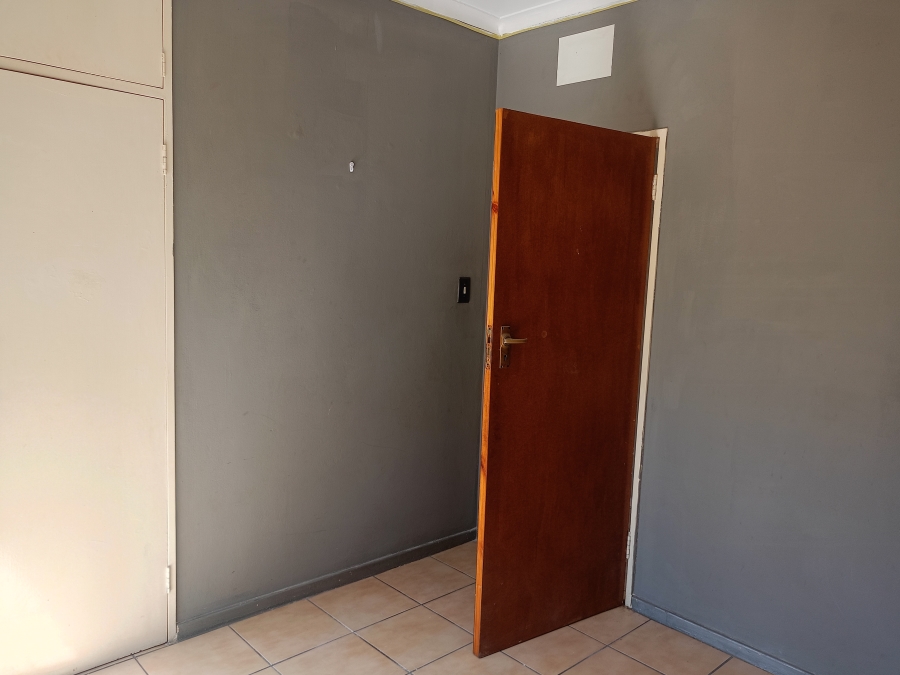 3 Bedroom Property for Sale in Falcon Ridge Gauteng