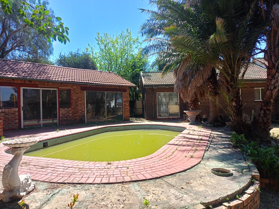3 Bedroom Property for Sale in Falcon Ridge Gauteng