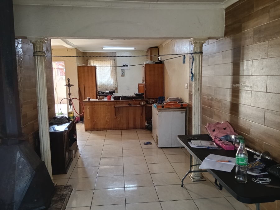 6 Bedroom Property for Sale in Actonville Gauteng