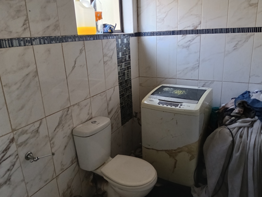 6 Bedroom Property for Sale in Actonville Gauteng