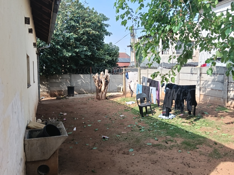 6 Bedroom Property for Sale in Actonville Gauteng