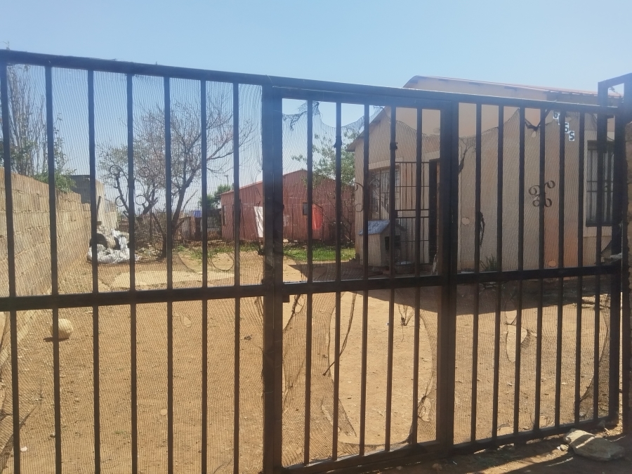 2 Bedroom Property for Sale in Drieziek Gauteng