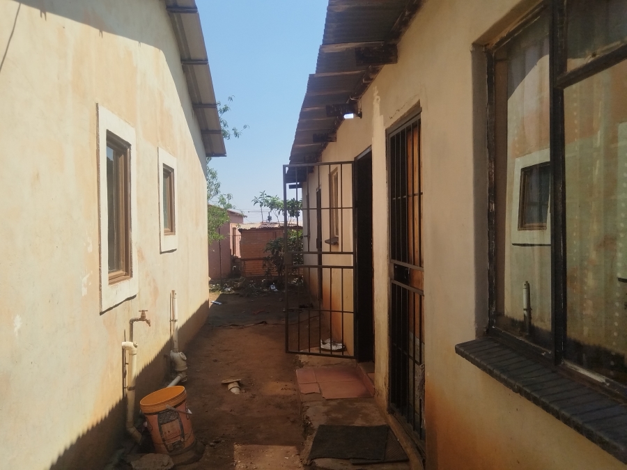 2 Bedroom Property for Sale in Drieziek Gauteng