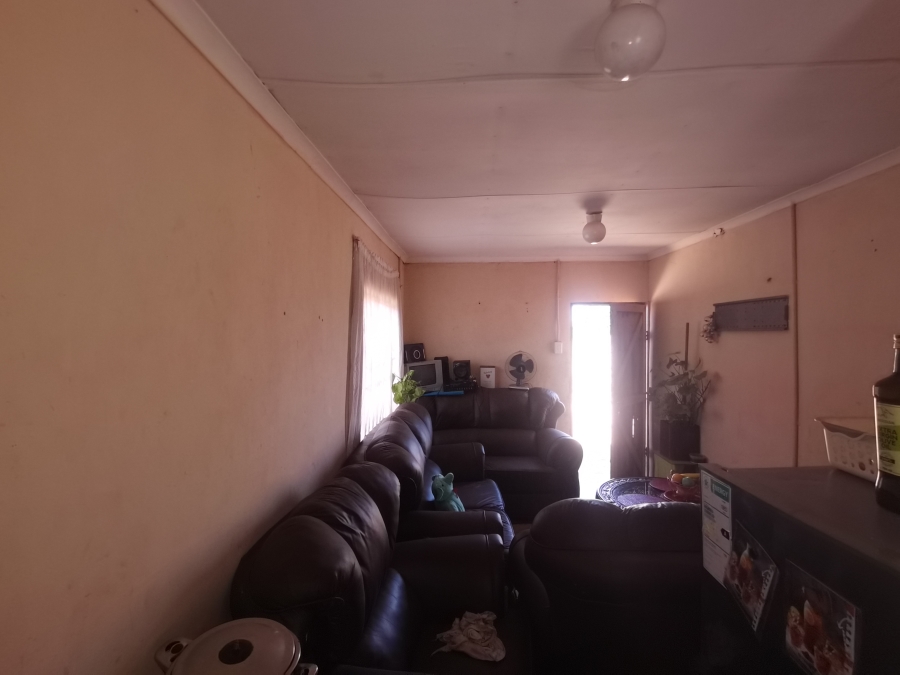 2 Bedroom Property for Sale in Drieziek Gauteng