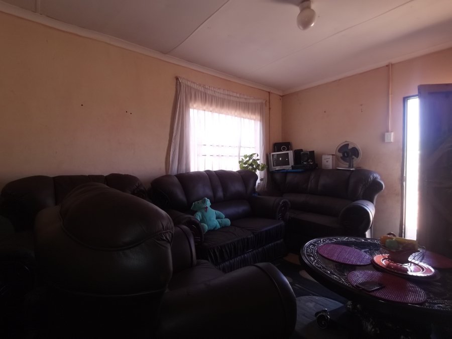 2 Bedroom Property for Sale in Drieziek Gauteng