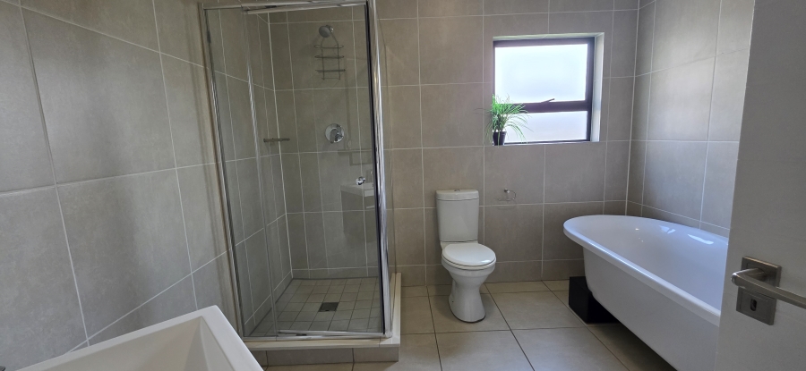 To Let 2 Bedroom Property for Rent in Modderfontein Gauteng