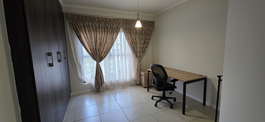 To Let 2 Bedroom Property for Rent in Modderfontein Gauteng
