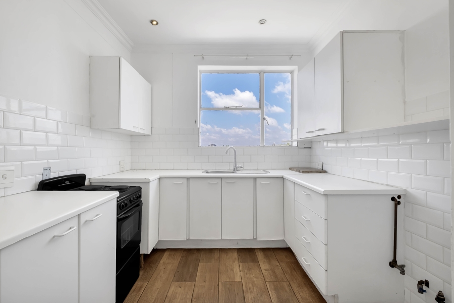 1 Bedroom Property for Sale in Illovo Gauteng