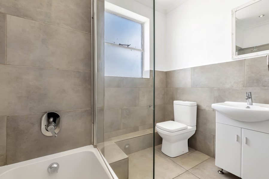 1 Bedroom Property for Sale in Illovo Gauteng