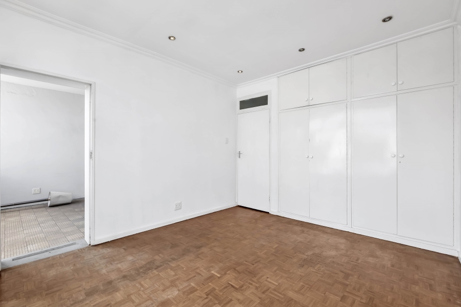 1 Bedroom Property for Sale in Illovo Gauteng