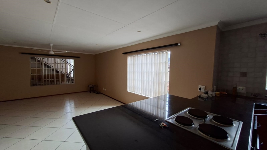 To Let 4 Bedroom Property for Rent in Sunair Park Gauteng