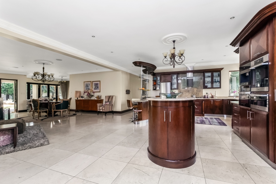 To Let 9 Bedroom Property for Rent in Bryanston Gauteng