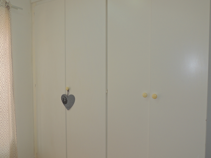3 Bedroom Property for Sale in Wilgeheuwel Gauteng