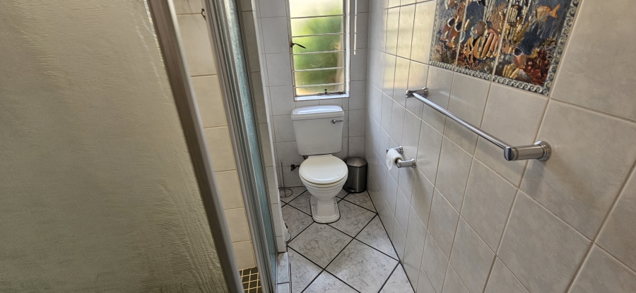 3 Bedroom Property for Sale in New Redruth Gauteng