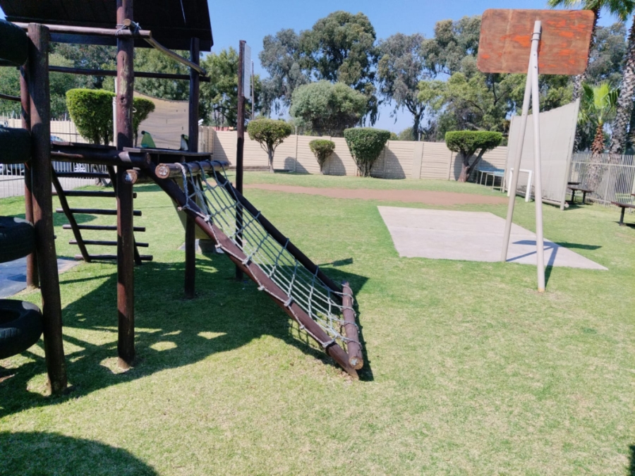 2 Bedroom Property for Sale in Eden Glen Gauteng