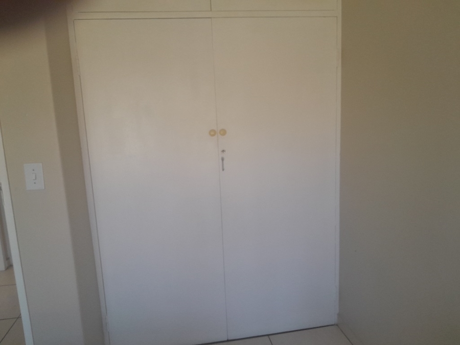 To Let 3 Bedroom Property for Rent in Randhart Gauteng