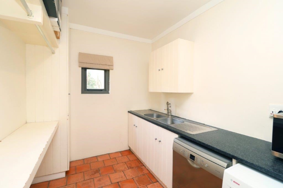 To Let 2 Bedroom Property for Rent in Parktown Gauteng