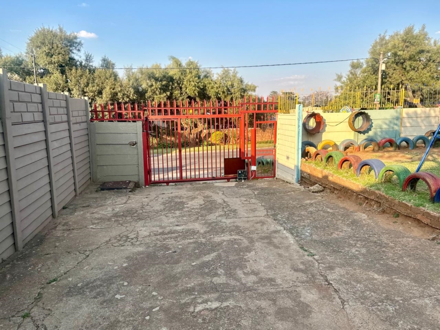 Commercial Property for Sale in Blairgowrie Gauteng