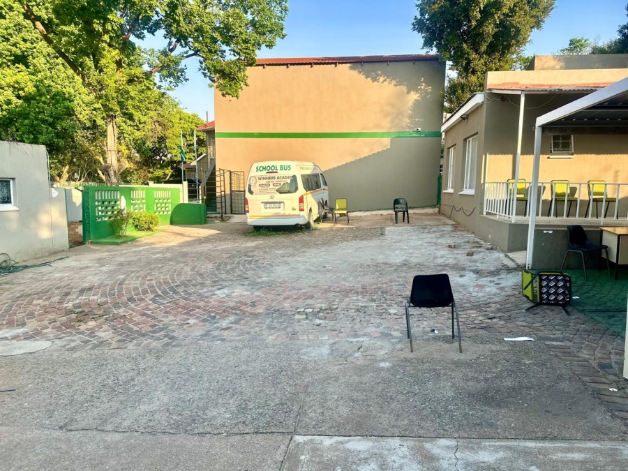 Commercial Property for Sale in Blairgowrie Gauteng