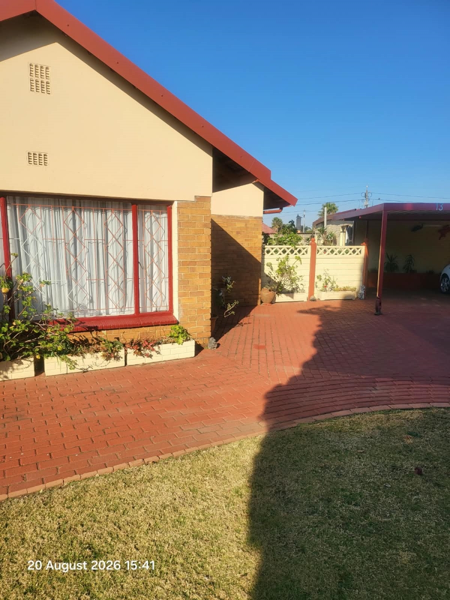 3 Bedroom Property for Sale in Edelweiss Gauteng