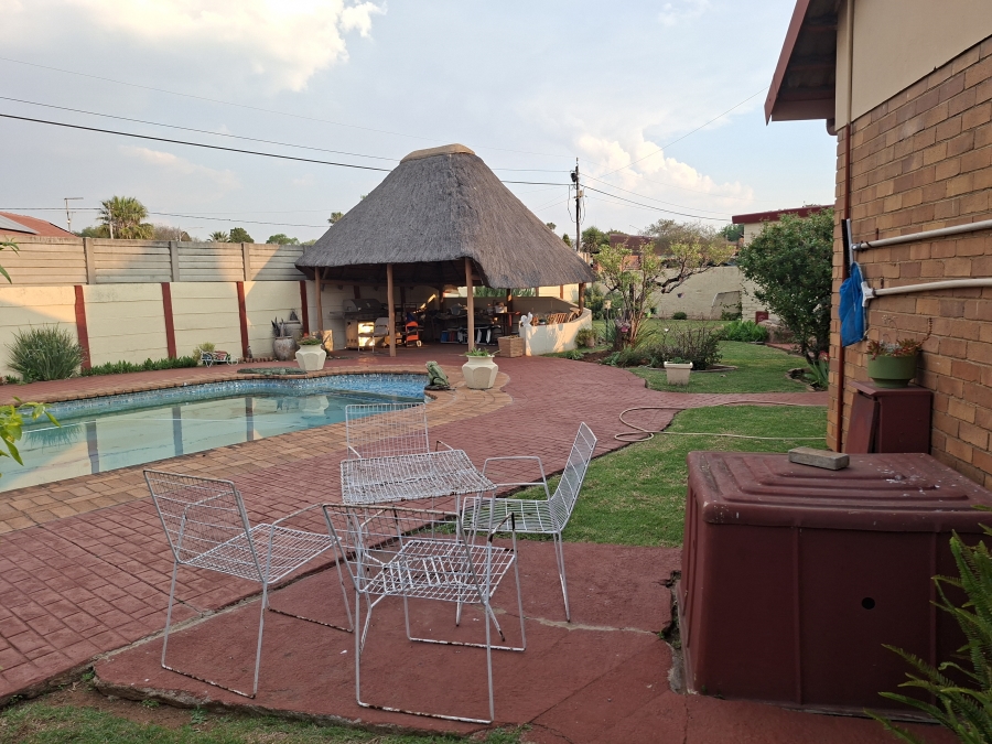 3 Bedroom Property for Sale in Edelweiss Gauteng