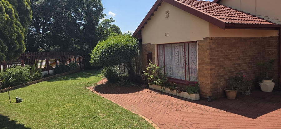 3 Bedroom Property for Sale in Edelweiss Gauteng