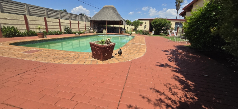 3 Bedroom Property for Sale in Edelweiss Gauteng