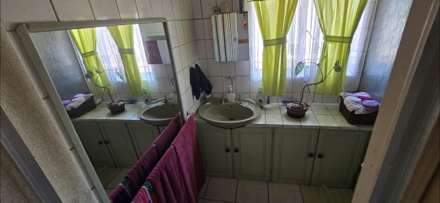 3 Bedroom Property for Sale in Edelweiss Gauteng