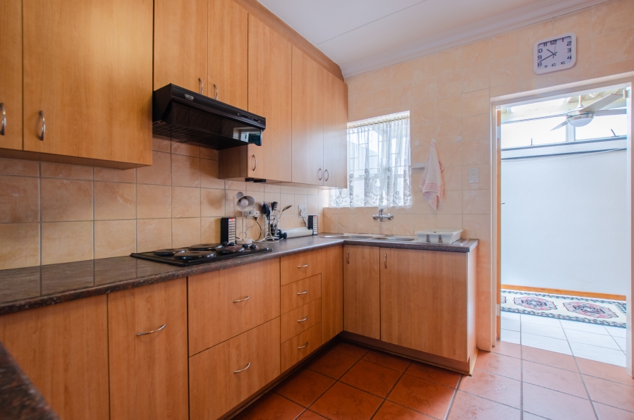 2 Bedroom Property for Sale in Rietvalleirand Gauteng