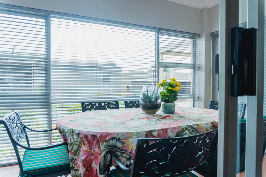 2 Bedroom Property for Sale in Rietvalleirand Gauteng