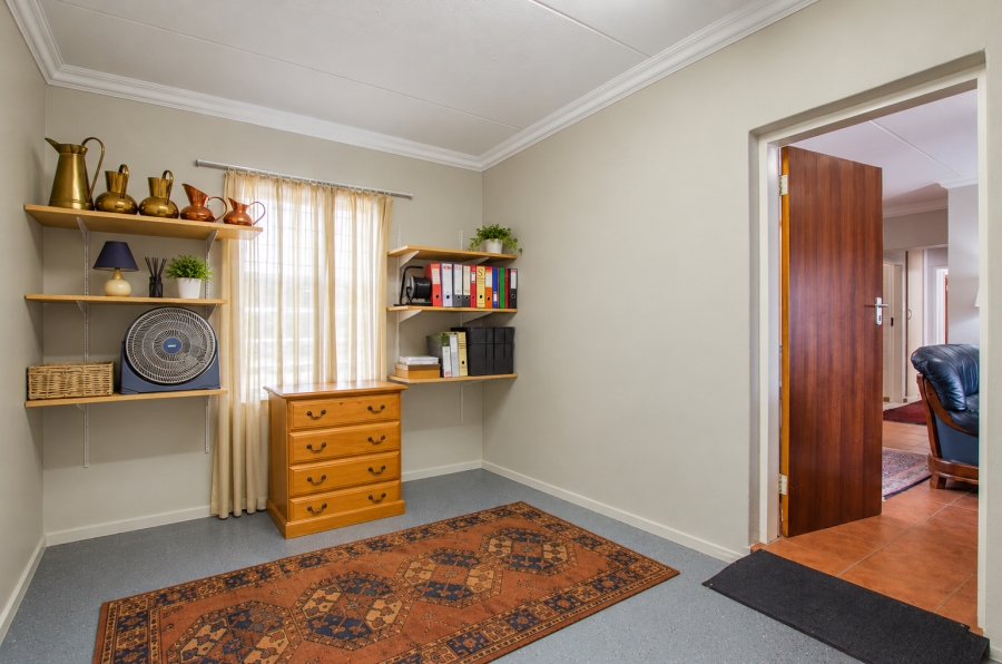 2 Bedroom Property for Sale in Rietvalleirand Gauteng