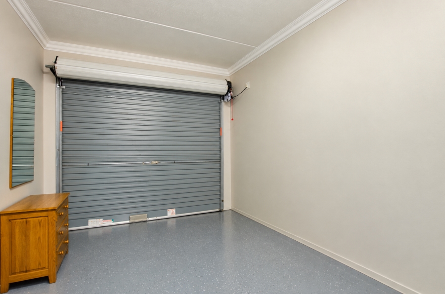 2 Bedroom Property for Sale in Rietvalleirand Gauteng