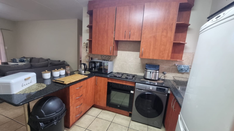 To Let 2 Bedroom Property for Rent in Rand Collieries Gauteng