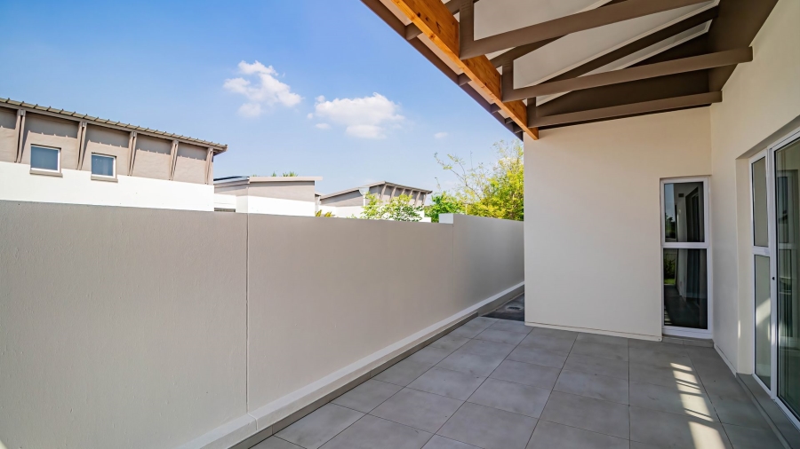 2 Bedroom Property for Sale in Broadacres Gauteng
