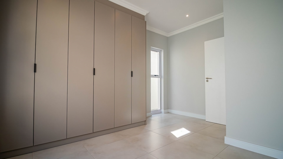 2 Bedroom Property for Sale in Broadacres Gauteng