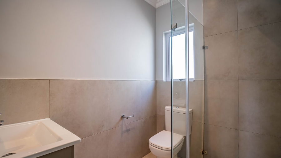 2 Bedroom Property for Sale in Broadacres Gauteng