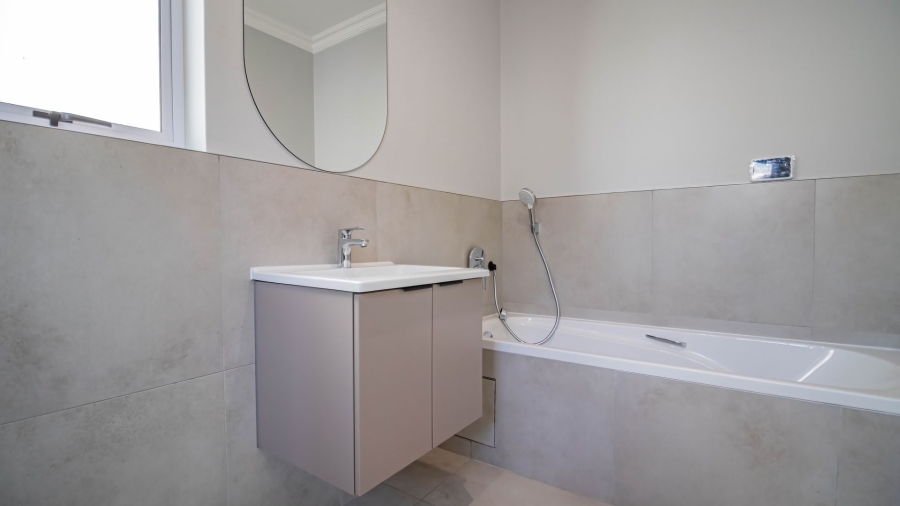 2 Bedroom Property for Sale in Broadacres Gauteng