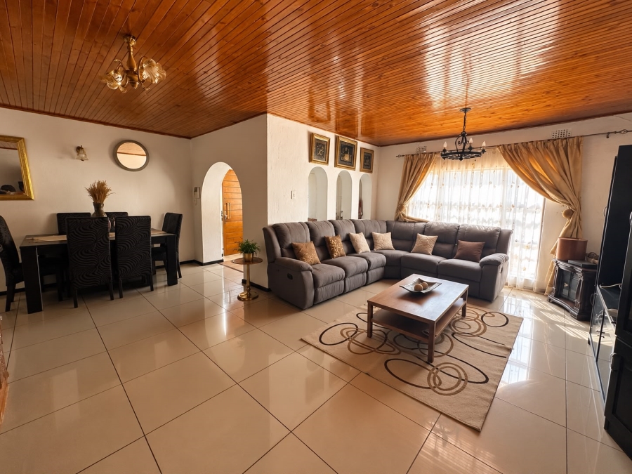 3 Bedroom Property for Sale in Sophiatown Gauteng