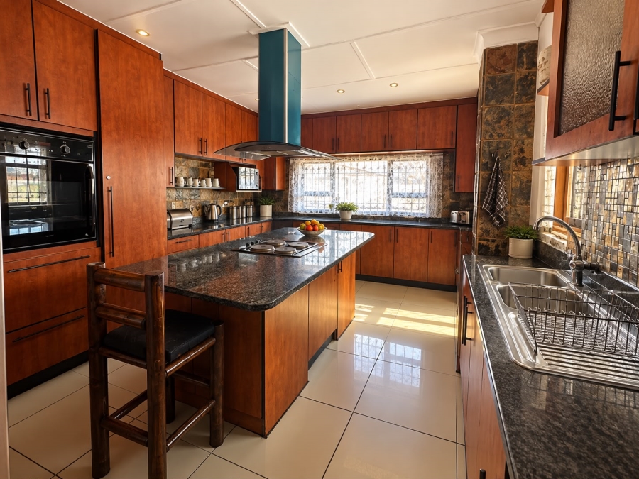 3 Bedroom Property for Sale in Sophiatown Gauteng