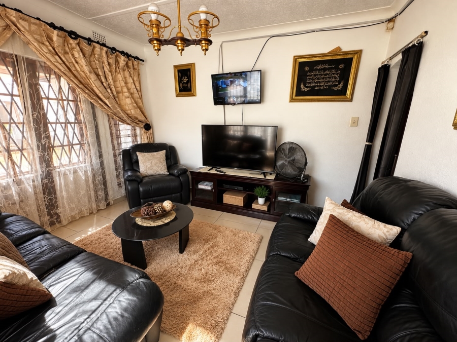 3 Bedroom Property for Sale in Sophiatown Gauteng