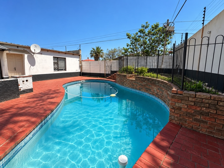 3 Bedroom Property for Sale in Sophiatown Gauteng