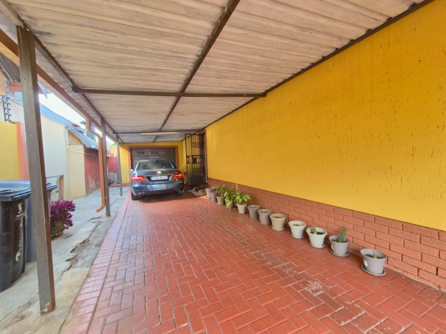 To Let 5 Bedroom Property for Rent in Brenthurst Gauteng