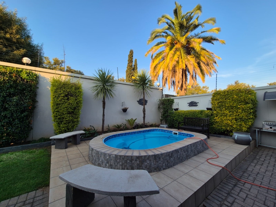 3 Bedroom Property for Sale in Vanderbijlpark SW 5 Gauteng