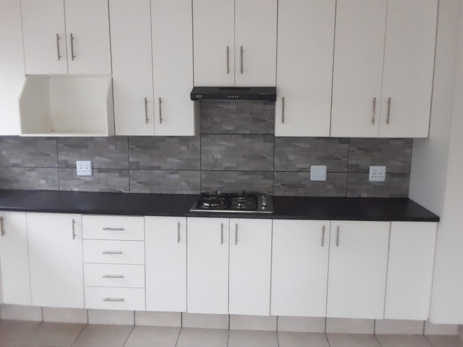 To Let 2 Bedroom Property for Rent in Brakpan Central Gauteng